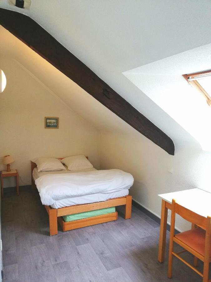 Auberge De Jeunesse Hi Pontivy Exterior photo