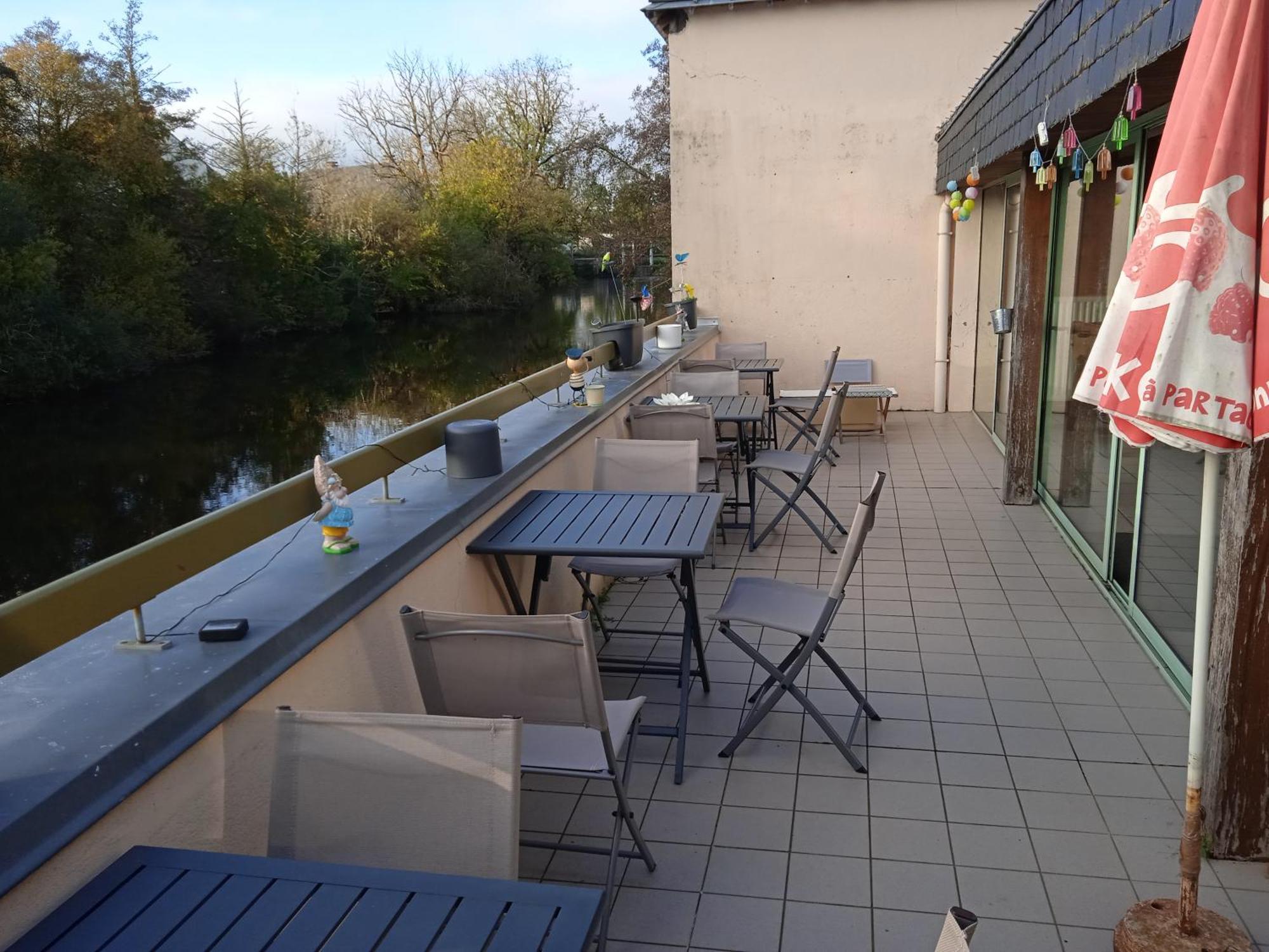 Auberge De Jeunesse Hi Pontivy Exterior photo